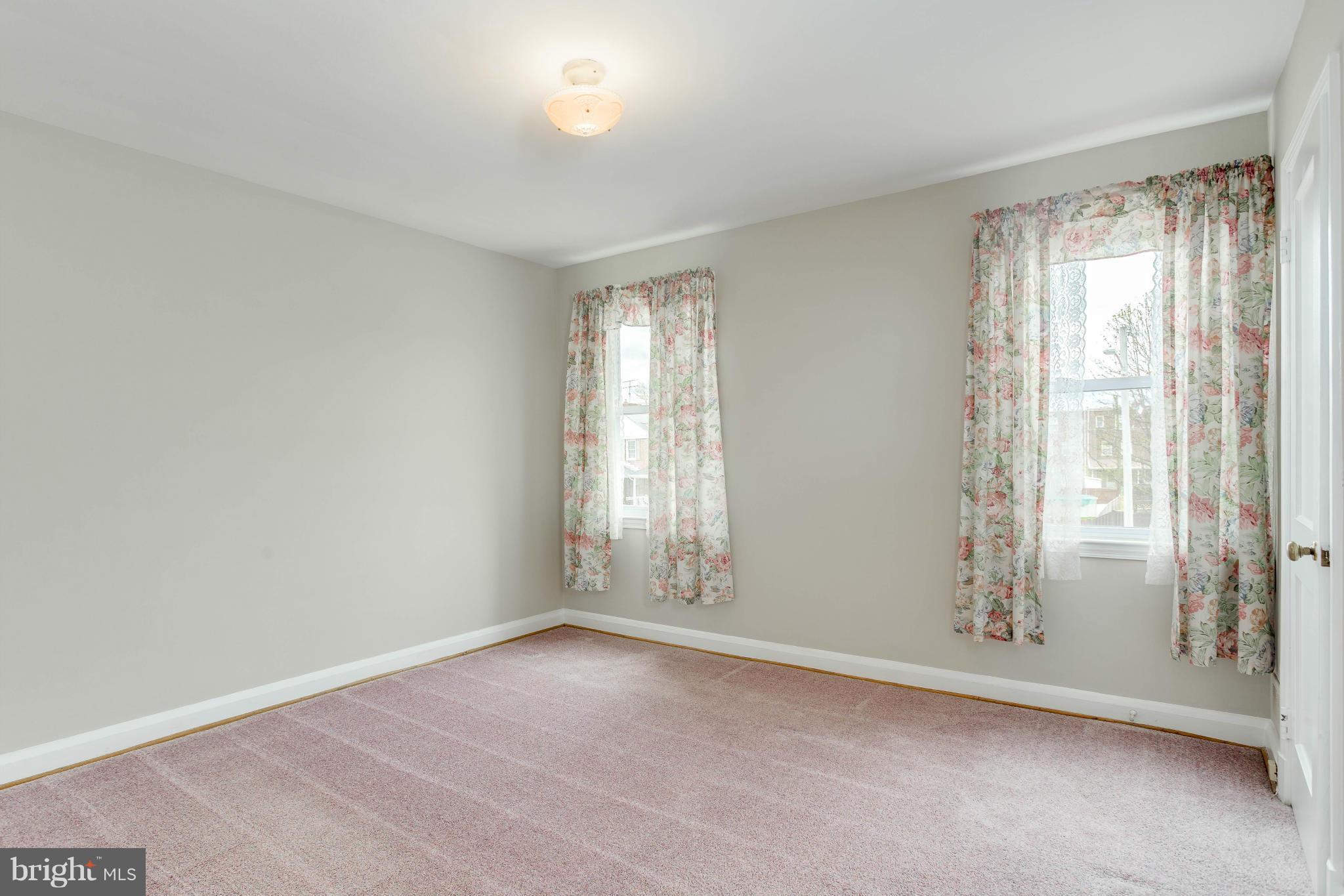 7504 Lawrence Road Baltimore, MD 21222 - Photo 17 of 24 Bedroom (Master)