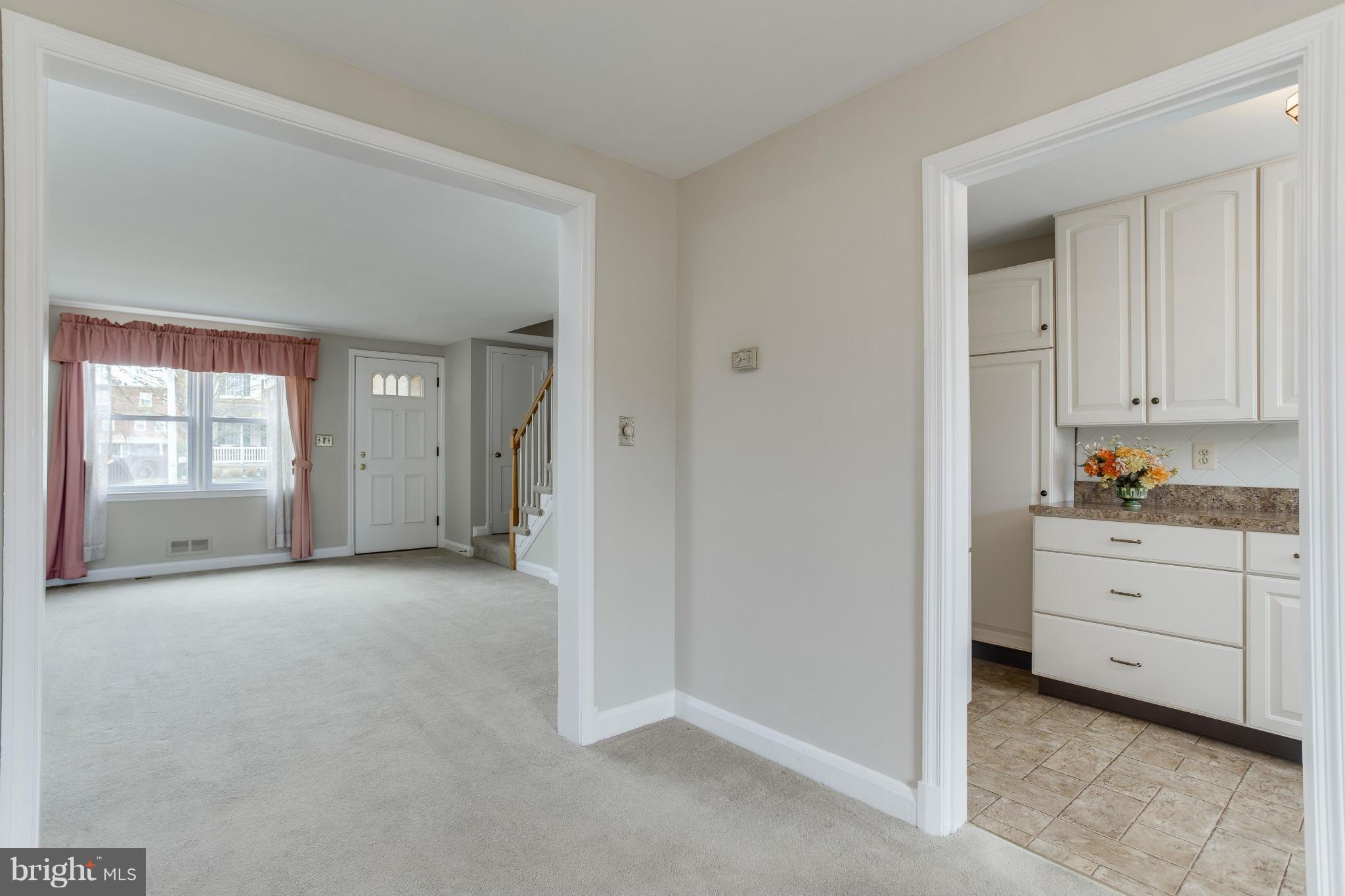 7504 Lawrence Road Baltimore, MD 21222 - Photo 7 of 24 Dining Room