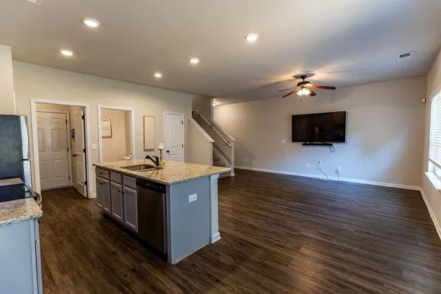 $1,900 | 1028 Mcconaughy Court, Unit 14, McDonough, GA 30253