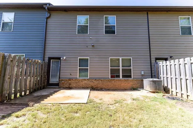 $1,900 | 1028 Mcconaughy Court, Unit 14, McDonough, GA 30253