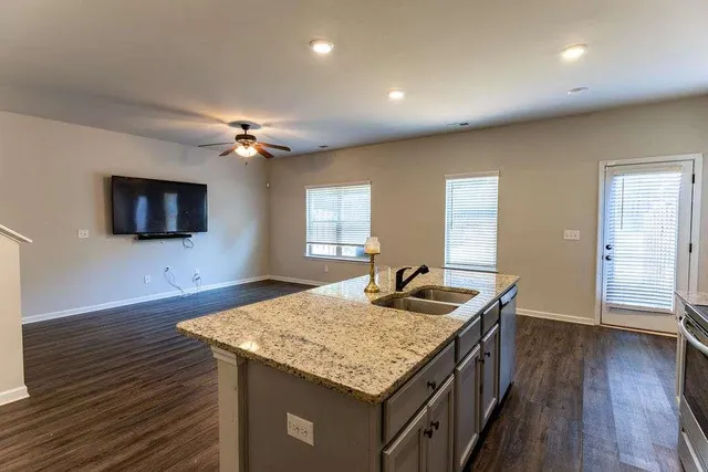 $1,900 | 1028 Mcconaughy Court, Unit 14, McDonough, GA 30253