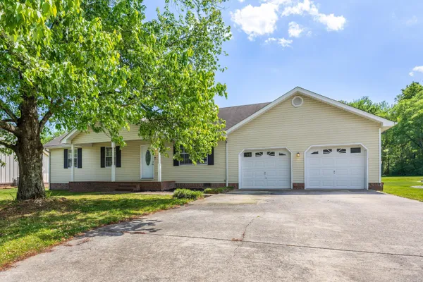 $329,900 | 1656 Dallas Lake Road, Hixson, TN 37343