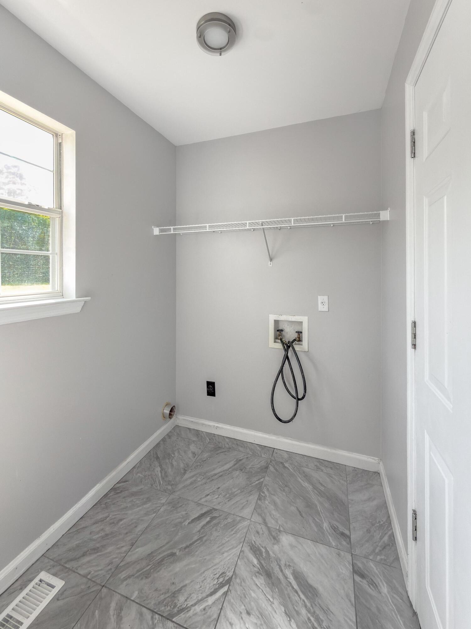 1656 Dallas Lake Road Hixson, TN 37343 - Photo 25 of 33 2026_04_April_1656_Dallas_Lake_Rd_0035