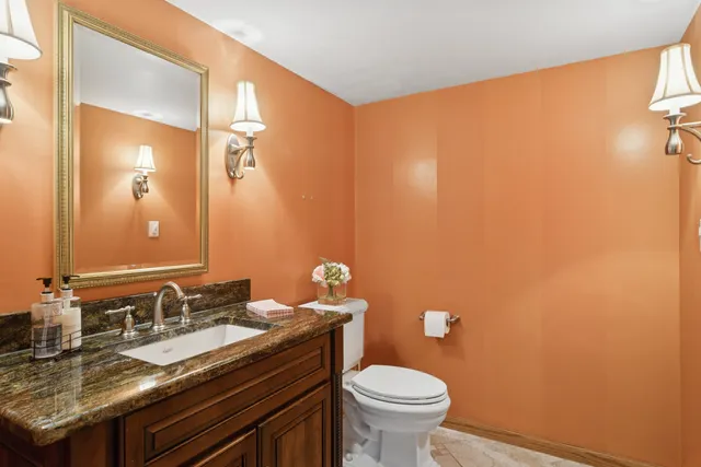 $585,000 | 1522 East Fleming Drive North, Arlington Heights, IL 60004