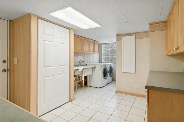 $585,000 | 1522 East Fleming Drive North, Arlington Heights, IL 60004