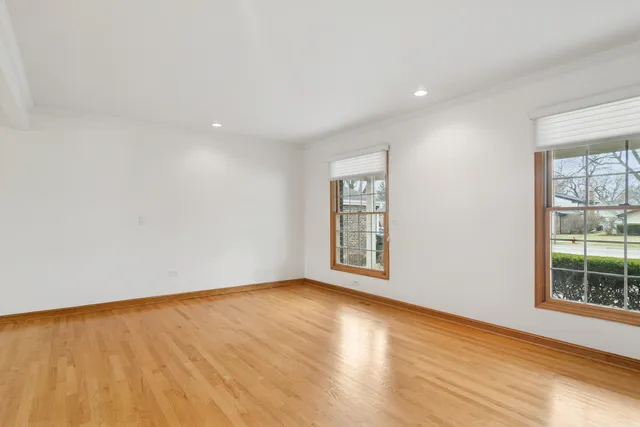 $585,000 | 1522 East Fleming Drive North, Arlington Heights, IL 60004