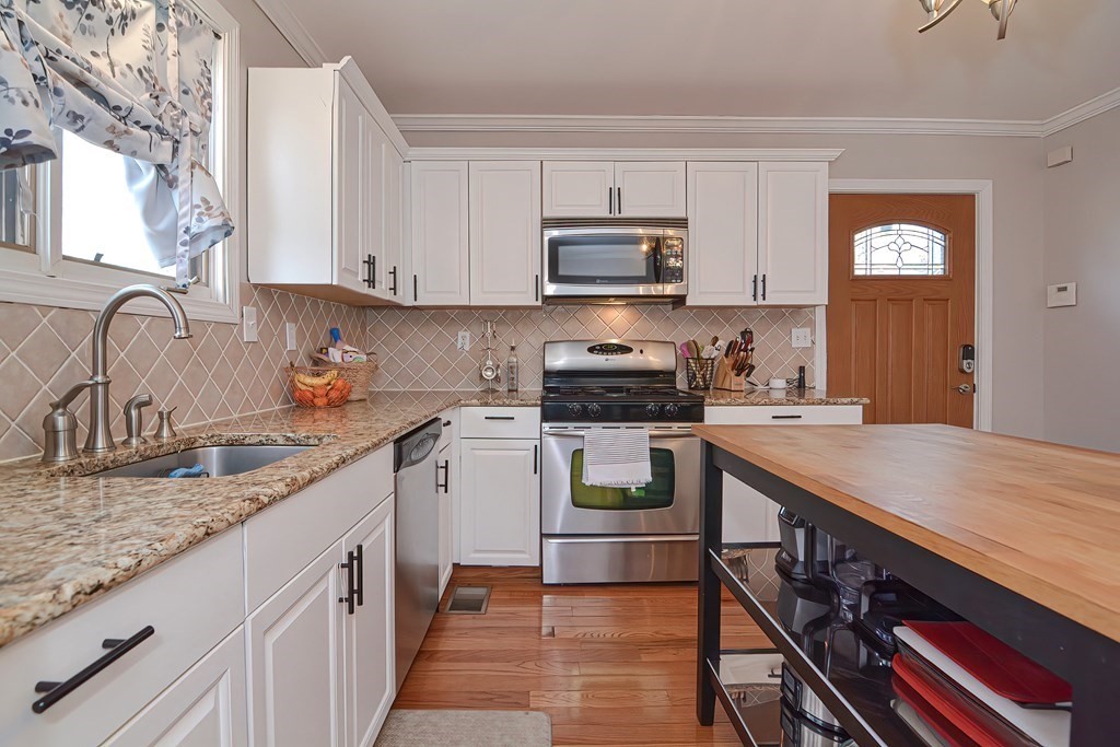 44 Water Street Walpole, MA 02071 - Photo 7 of 27 Gallery Image 7