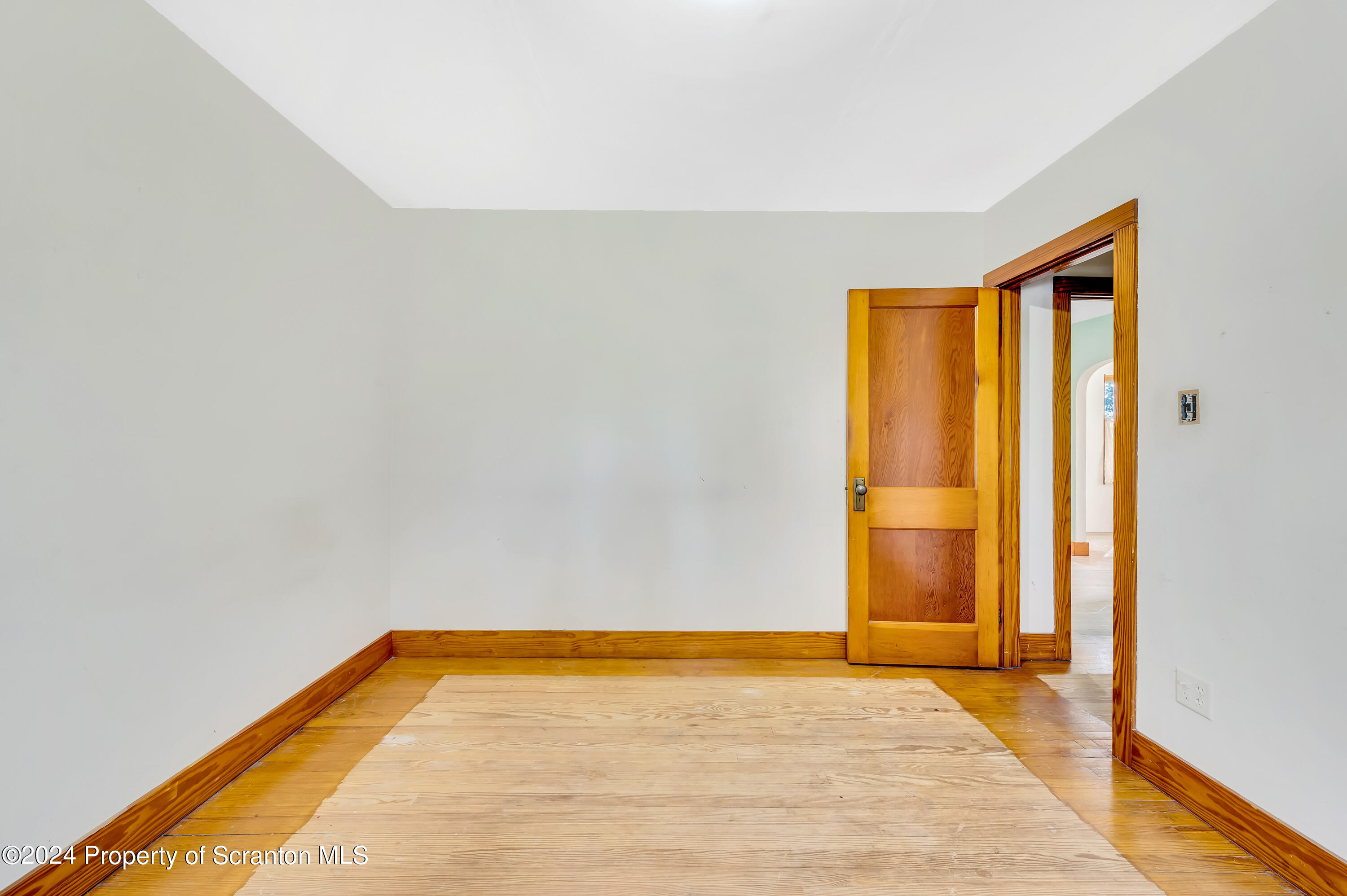 1622 Layton Road Scott Township, PA 18447 - Photo 15 of 28 Gallery Image 15