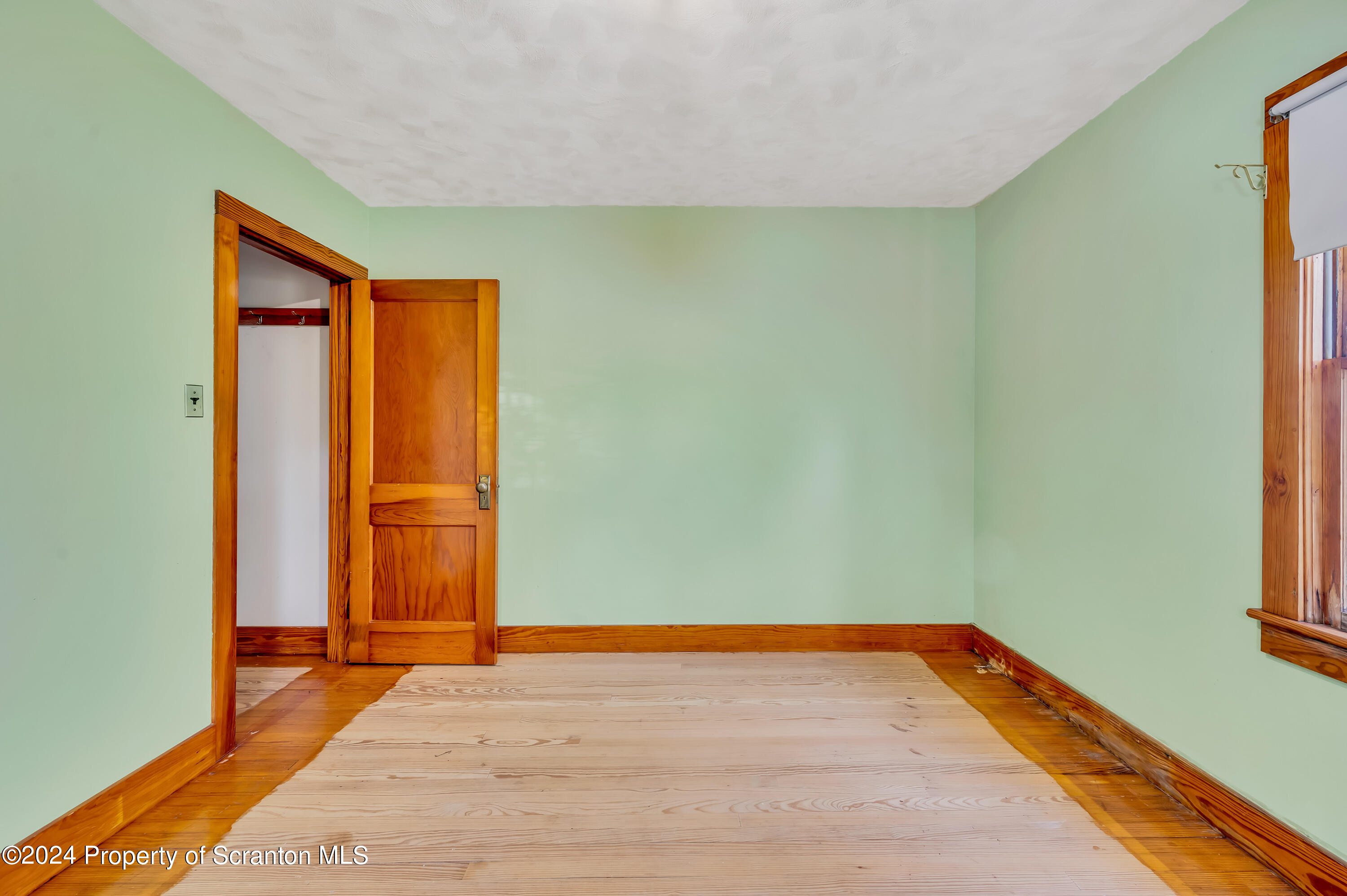 1622 Layton Road Scott Township, PA 18447 - Photo 17 of 28 Gallery Image 17
