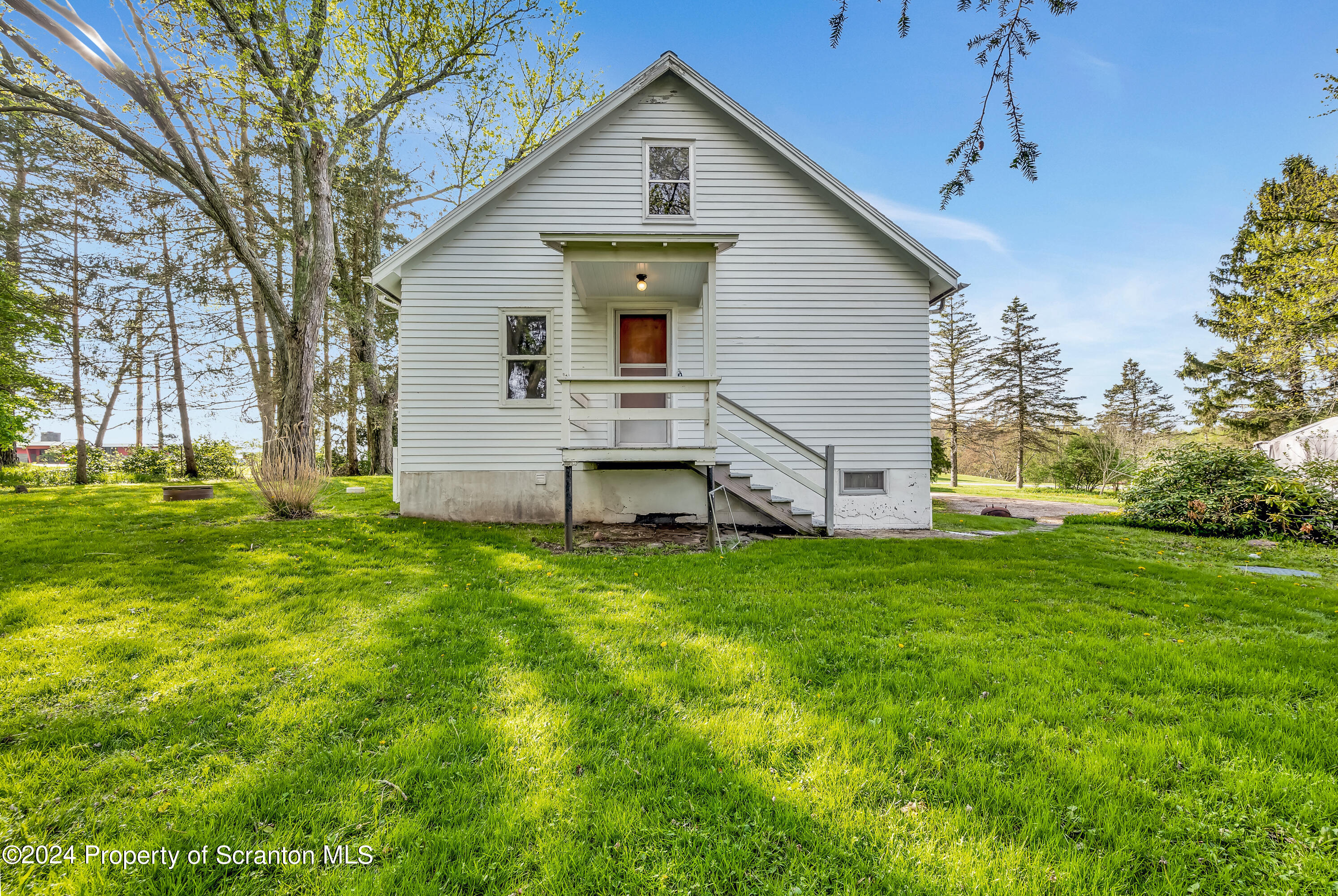 1622 Layton Road Scott Township, PA 18447 - Photo 27 of 28 Gallery Image 27