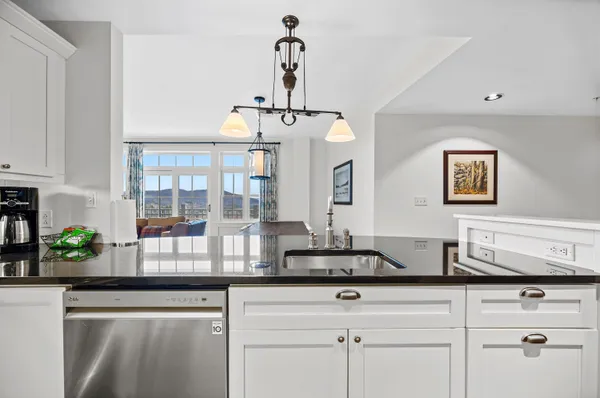 $315,000 | 102 Forest Drive, Unit 218 / IV CLAY BROOK AT SUGARBUSH, Warren, VT 05674