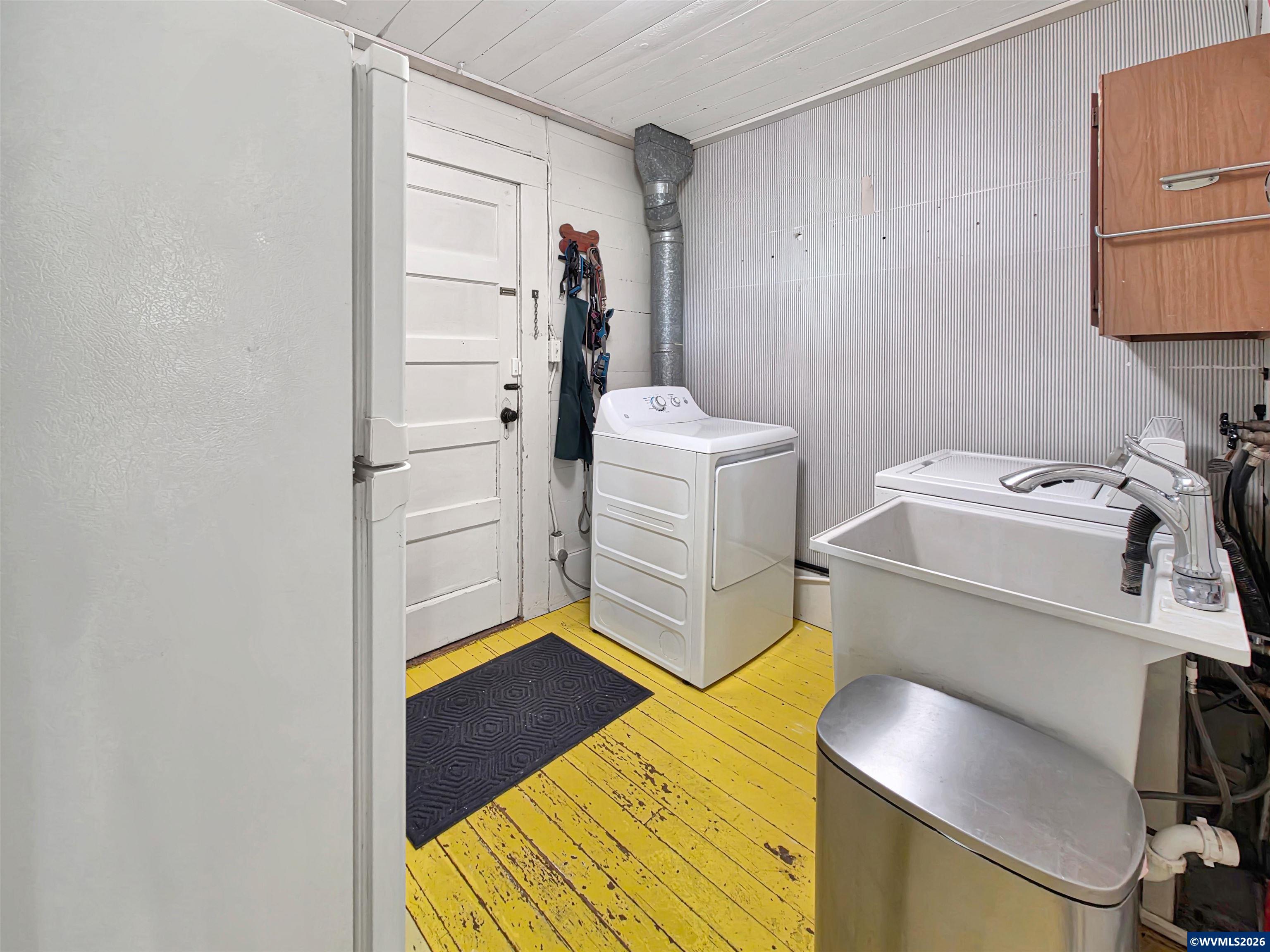 1290 Oak Villa Road Dallas, OR 97338 - Photo 27 of 46