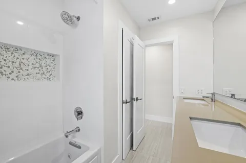 $1,300,000 | 4240 Northeast 22nd Terrace, Lighthouse Point, FL 33064