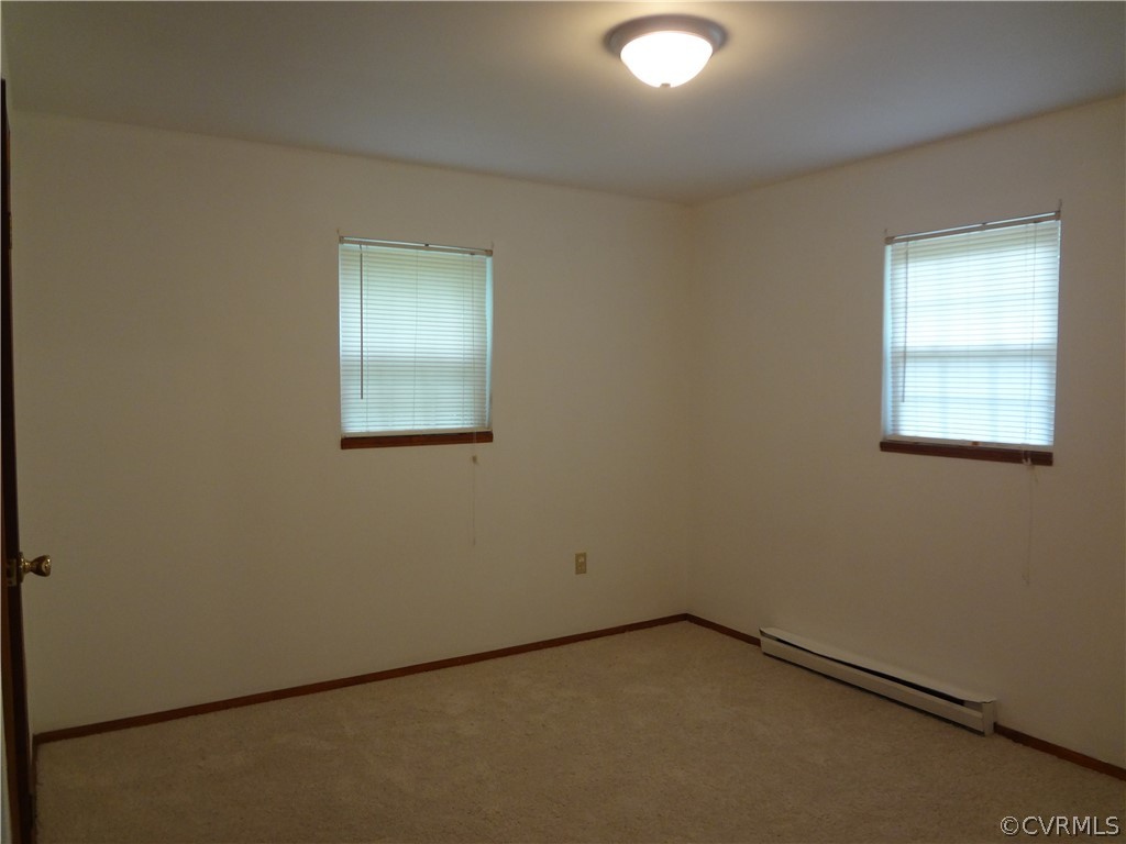 3198 Lowry Road Columbia, VA 23038 - Photo 16 of 19 an empty room with a window