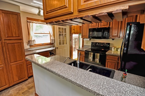 14 Domenica Road Walpole, MA 02081 - Photo 11 of 29 Gallery Image 11