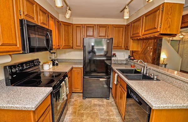 14 Domenica Road Walpole, MA 02081 - Photo 9 of 29 Gallery Image 9