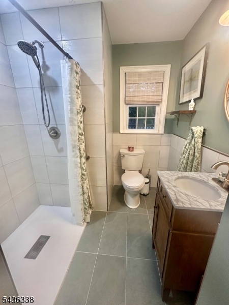4 Laurel Place Chester, NJ 07930 - Photo 16 of 32