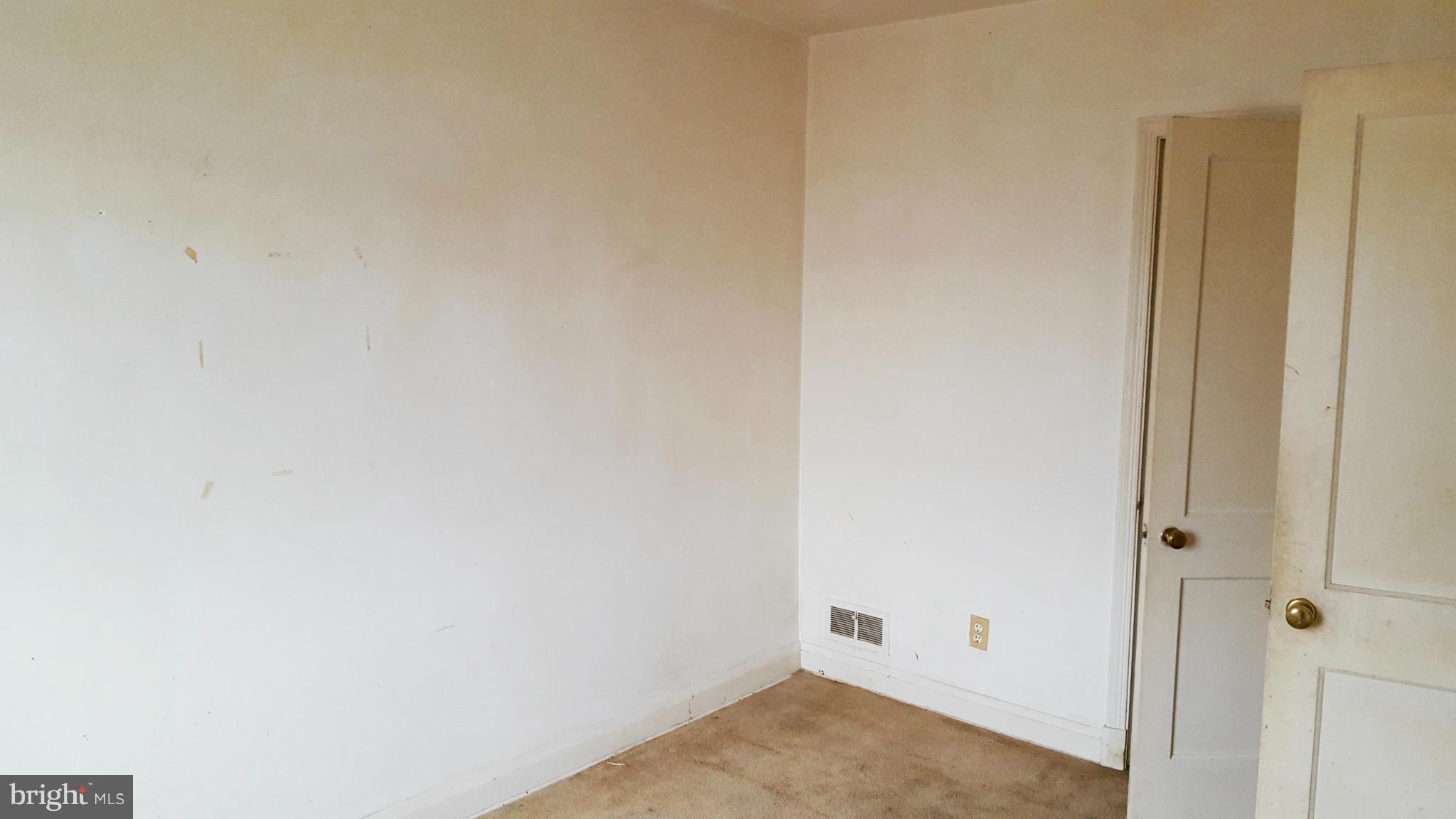 330 Stemmers Run Road Baltimore, MD 21221 - Photo 10 of 18 1st Bedroom