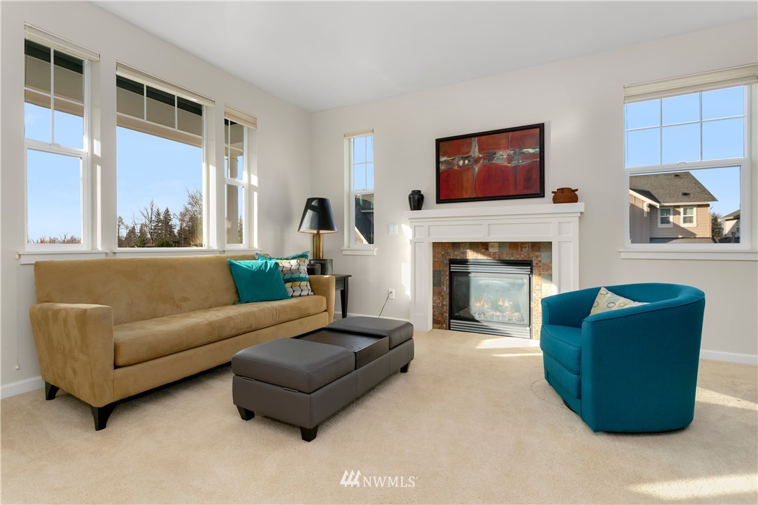 5602 Northeast 6th Place Renton, WA 98059 - Photo 2 of 25