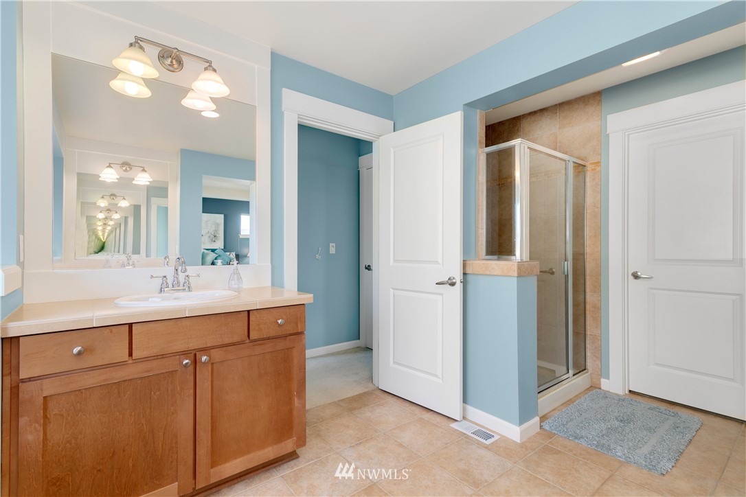 5602 Northeast 6th Place Renton, WA 98059 - Photo 14 of 25