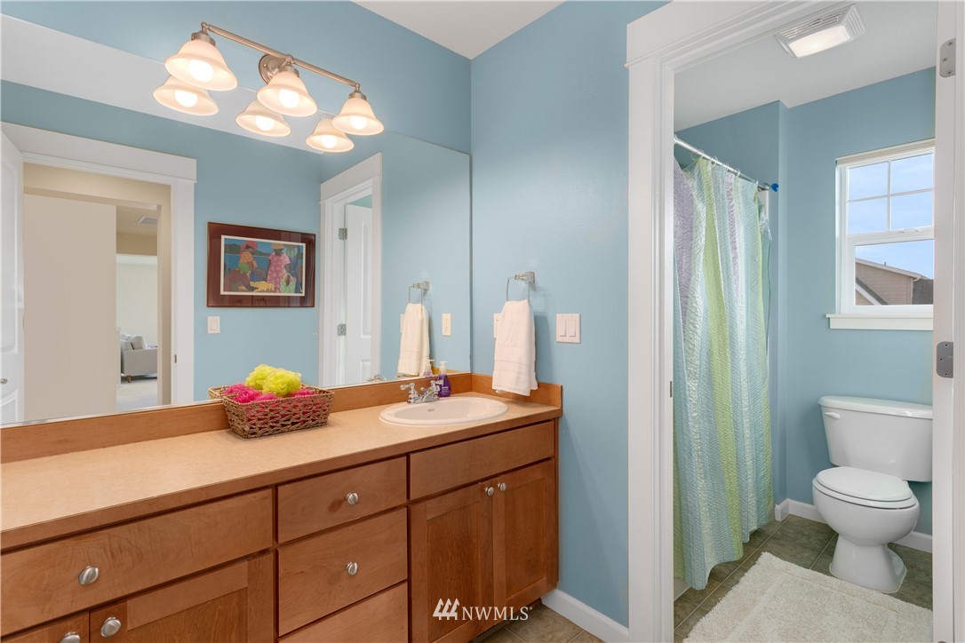 5602 Northeast 6th Place Renton, WA 98059 - Photo 18 of 25