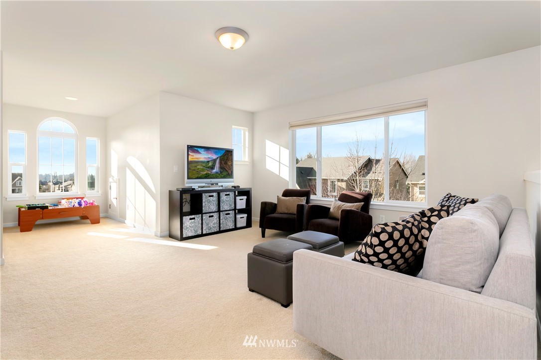 5602 Northeast 6th Place Renton, WA 98059 - Photo 19 of 25