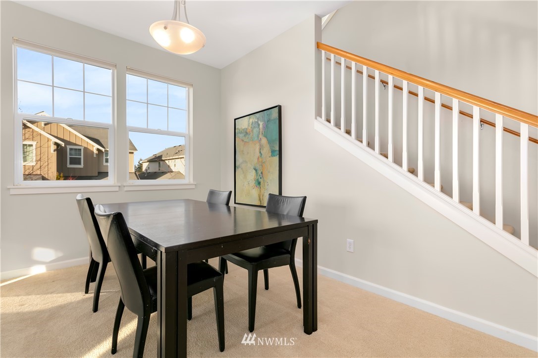 5602 Northeast 6th Place Renton, WA 98059 - Photo 3 of 25