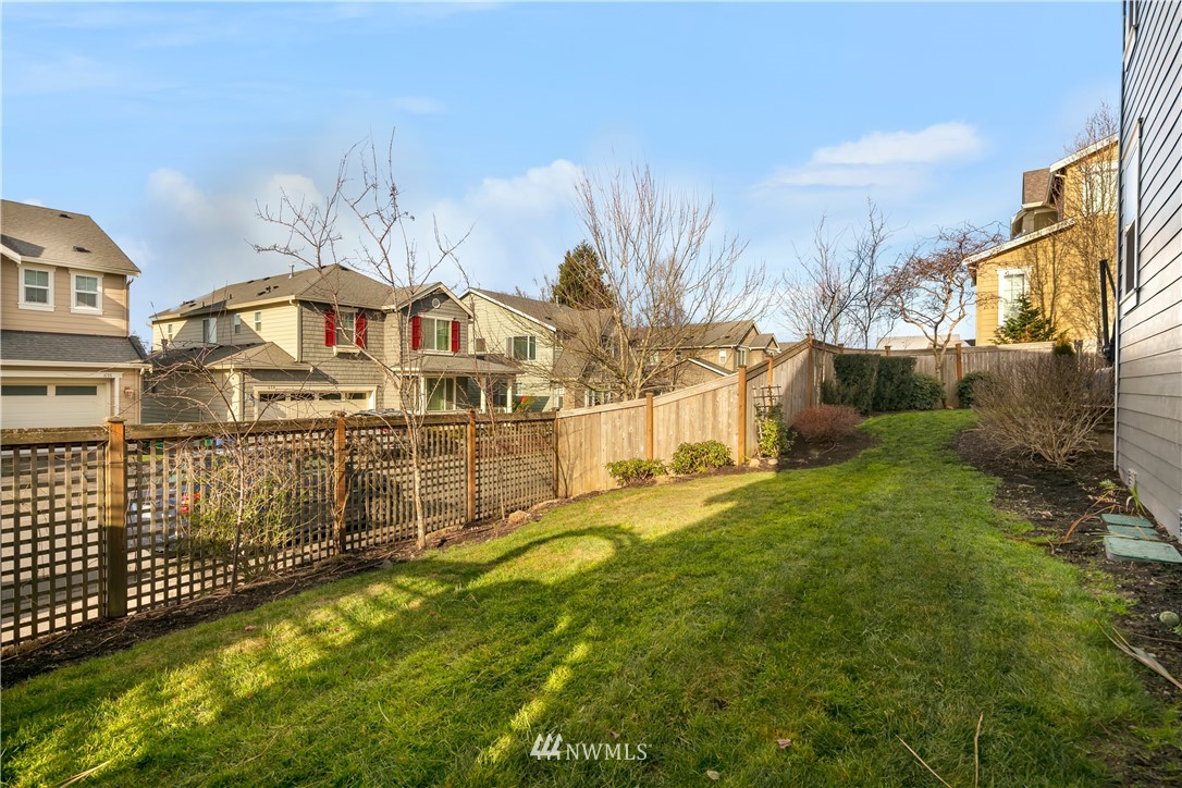 5602 Northeast 6th Place Renton, WA 98059 - Photo 23 of 25