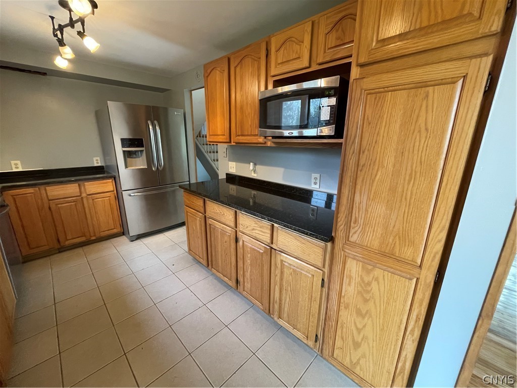 4 Gull Path Liverpool, NY 13090 - Photo 5 of 24 Gallery Image 5