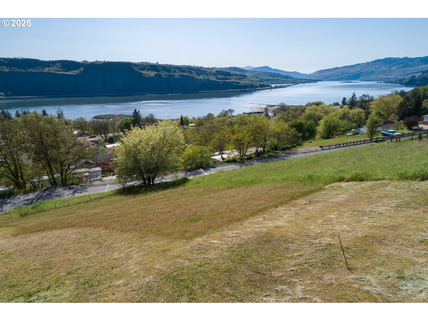 Columbia Drive Lyle, WA 98635 - Photo 2 of 22