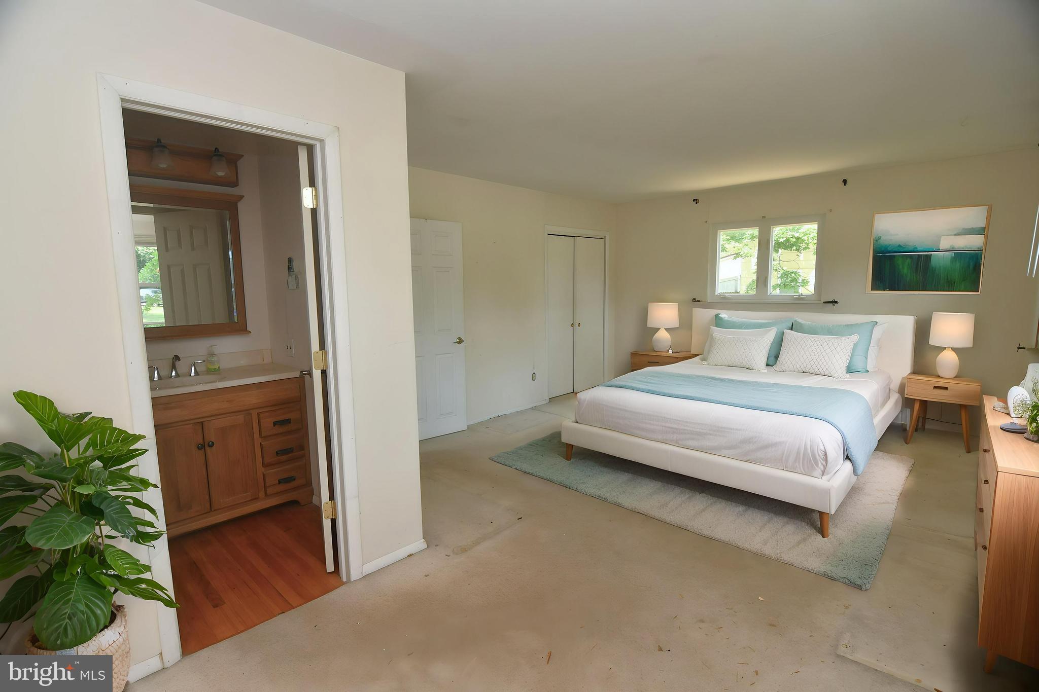 942 Mearns Road Warminster, PA 18974 - Photo 11 of 18 Huge Bed W/ Private Powder Room! Virtual Staging
