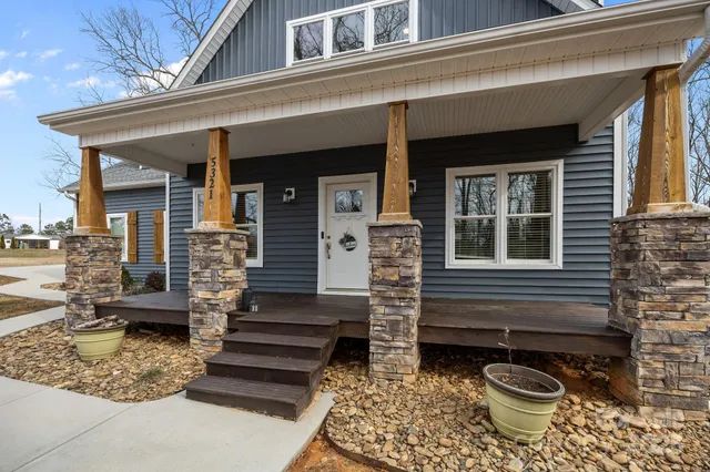 $735,000 | 5321 Vesuvius Furnace Road, Iron Station, NC 28080