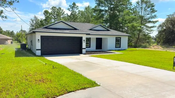 $277,900 | 17 Malauka Run Drive, Ocklawaha, FL 32179