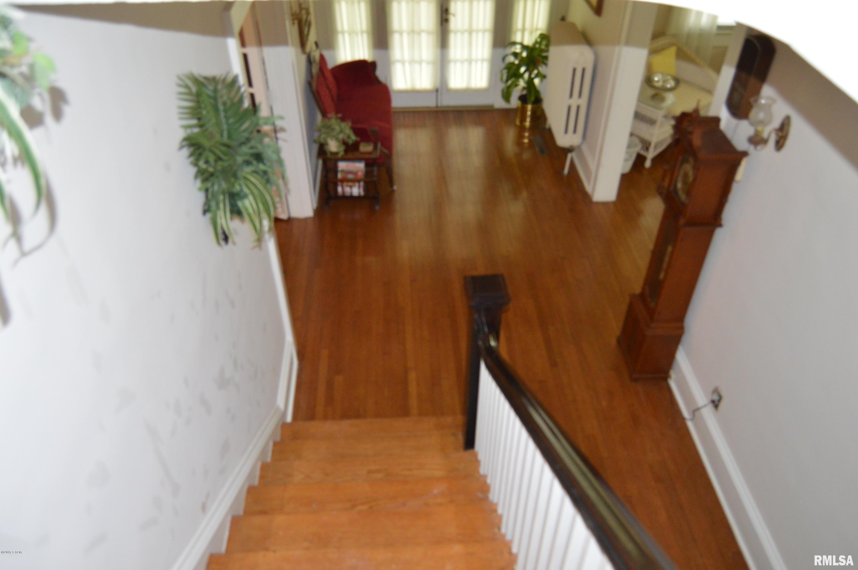 21739 Shawneetown Road Thompsonville, IL 62890 - Photo 18 of 27 Gallery Image 18