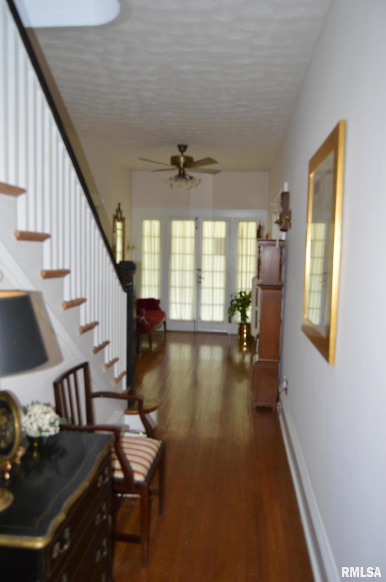21739 Shawneetown Road Thompsonville, IL 62890 - Photo 7 of 27 Gallery Image 7