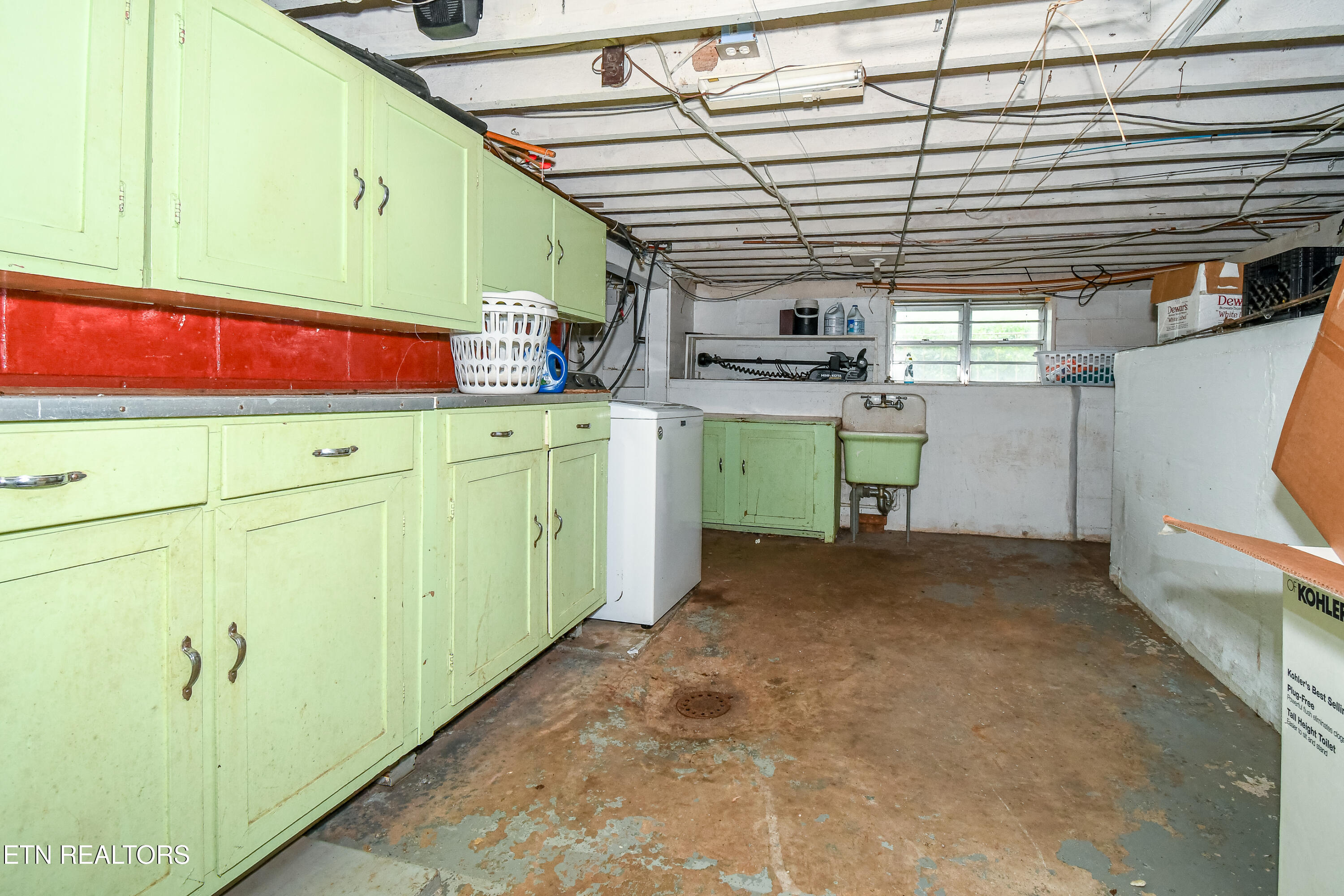 185 Trigonia Road Greenback, TN 37742 - Photo 11 of 22 DSC_6612