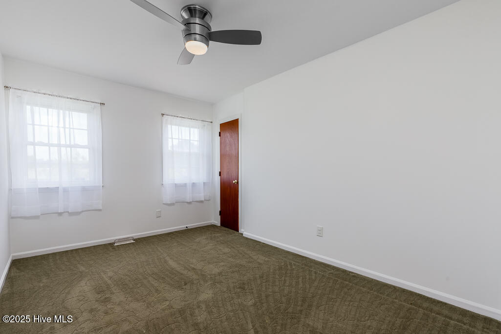 301 Murdoch Road Newport, NC 28570 - Photo 12 of 16 IMG_6714-Edit