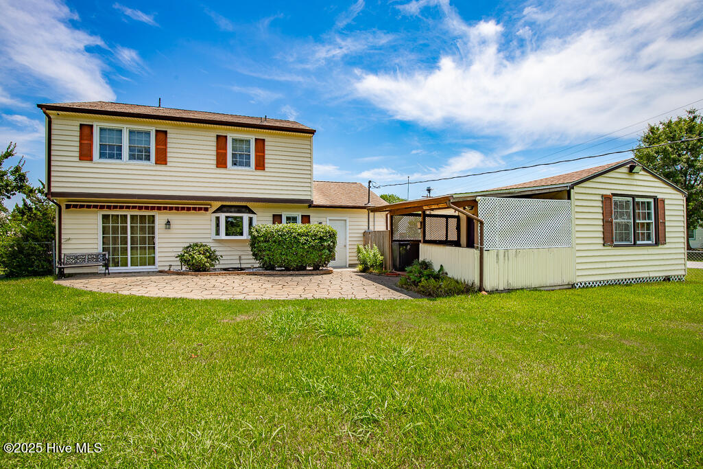 301 Murdoch Road Newport, NC 28570 - Photo 2 of 16 IMG_6677-HDR