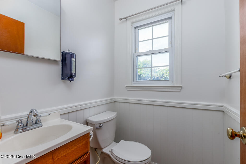 301 Murdoch Road Newport, NC 28570 - Photo 9 of 16 IMG_6700-Edit