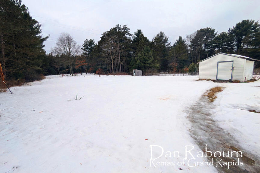 3685 Ross Road Muskegon, MI 49445 - Photo 12 of 22 PXL_20250304_180603382