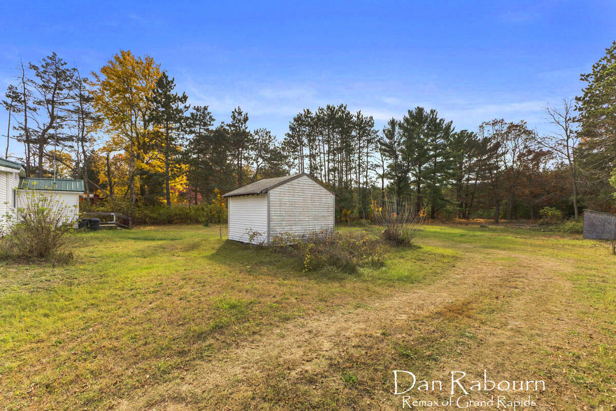 3685 Ross Road Muskegon, MI 49445 - Photo 16 of 22 IMG_1015
