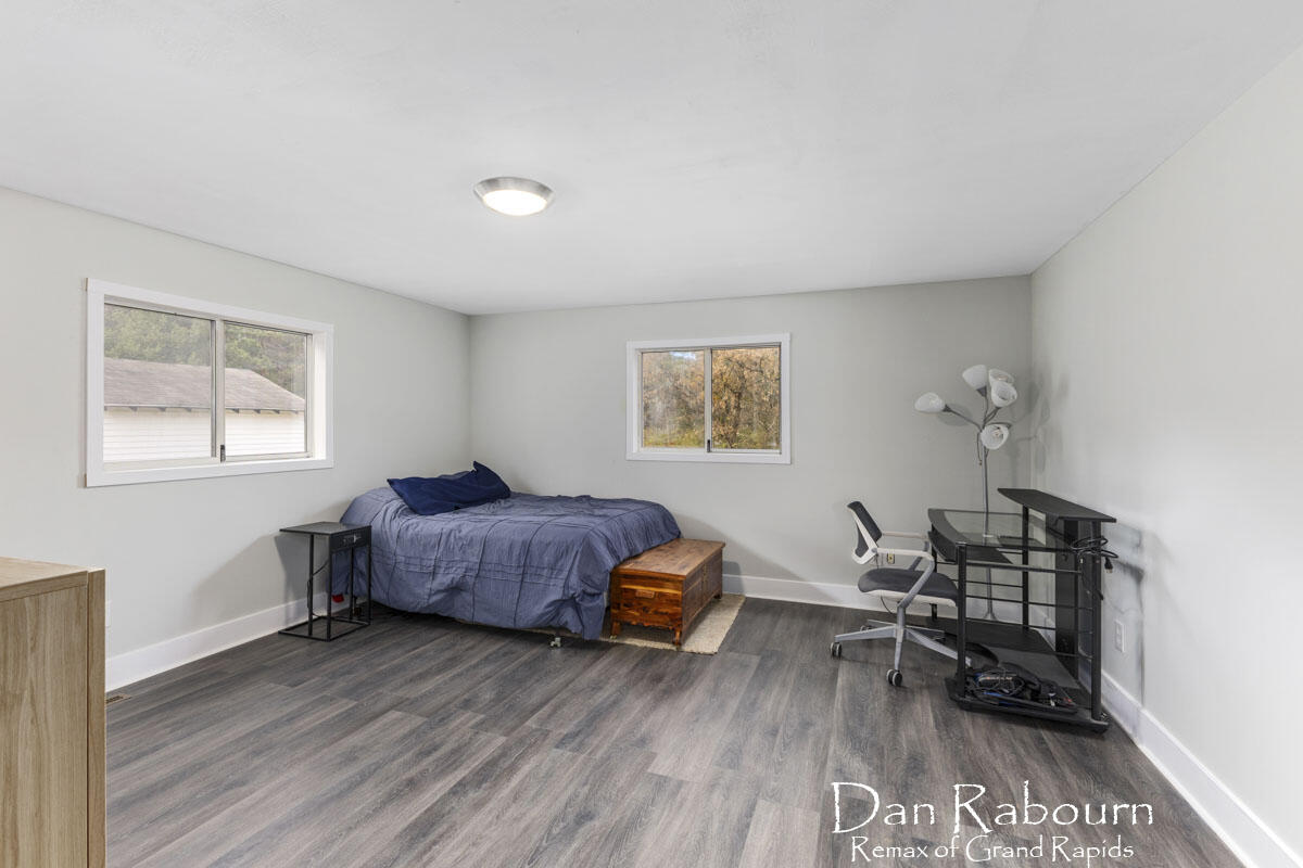 3685 Ross Road Muskegon, MI 49445 - Photo 8 of 22 IMG_1010