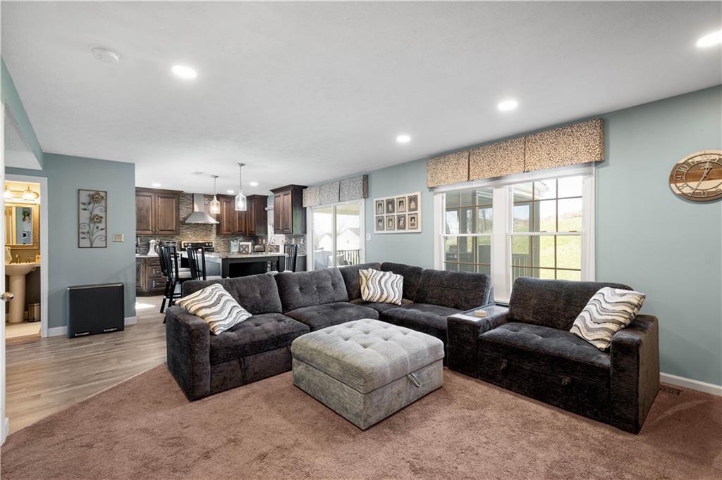 310 Rocky Ridge Road Bethel Park, PA 15102 - Photo 8 of 30