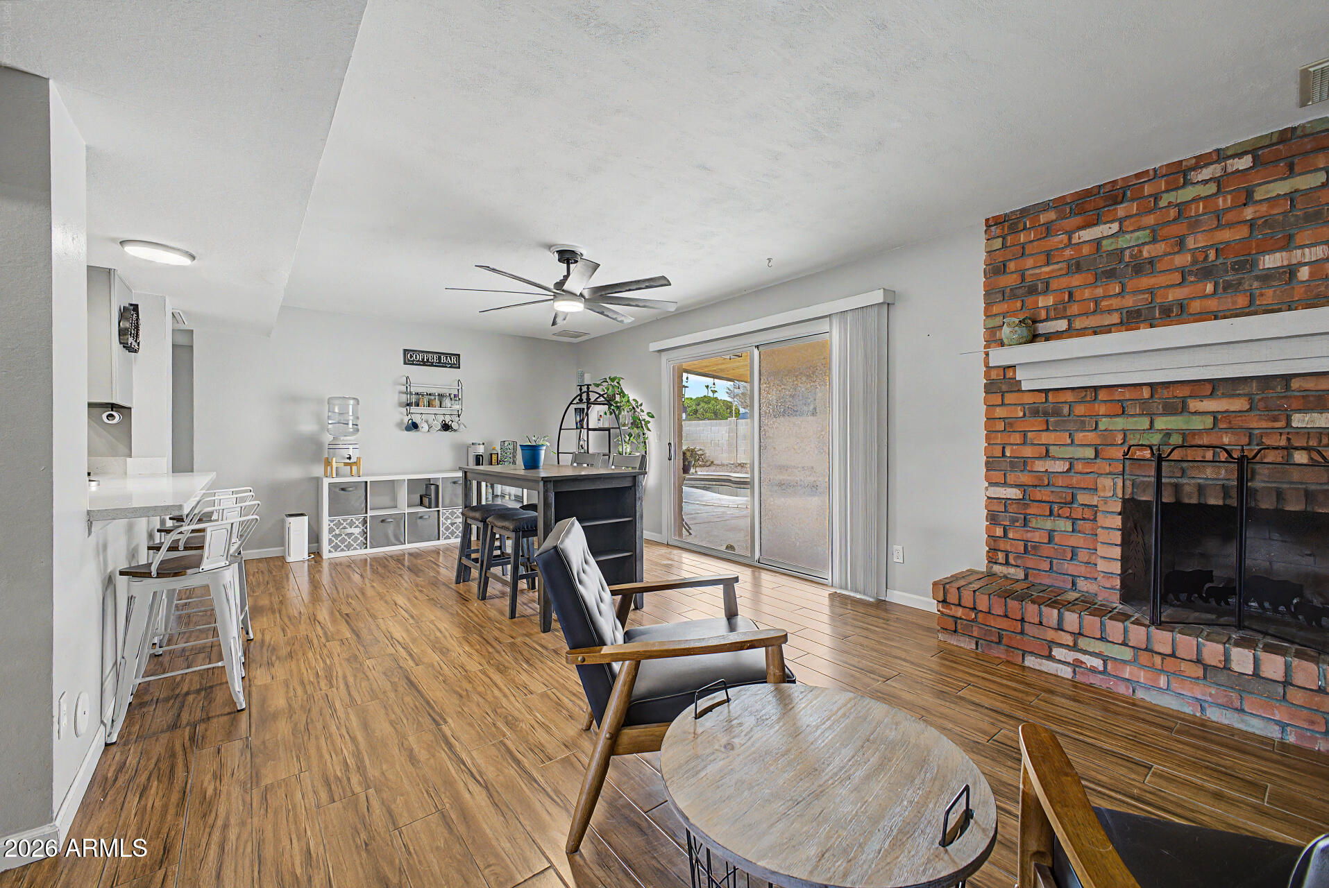 638 West Paseo Way Tempe, AZ 85283 - Photo 7 of 31 08 - Paseo
