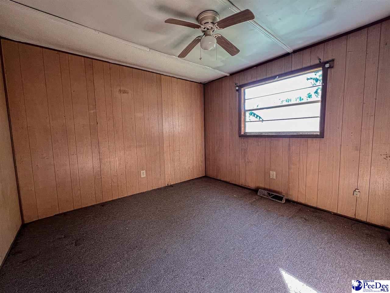 1135 Narrow Paved Road Lynchburg, SC 29080 - Photo 33 of 46 Gallery Image 33