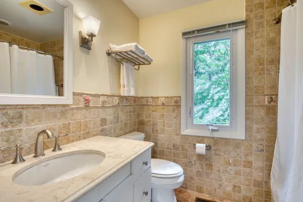 $20,000 | Undisclosed Address, Amagansett, NY 11930