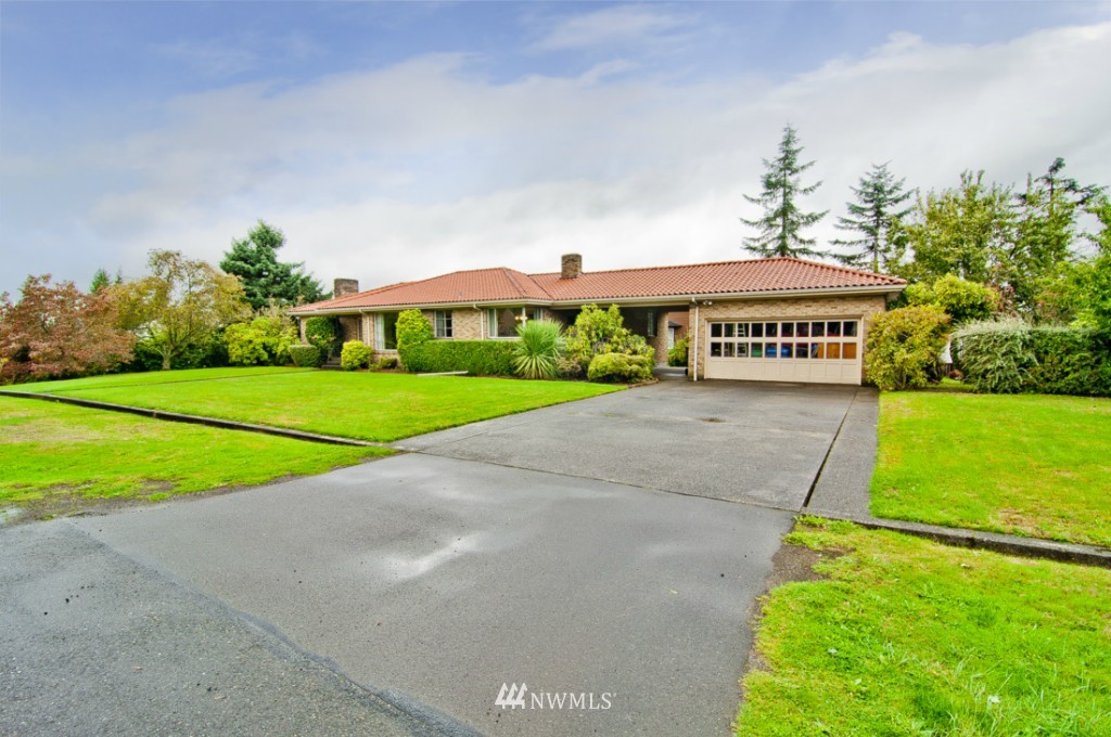 322 South 15th Street Renton, WA 98055 - Photo 2 of 23