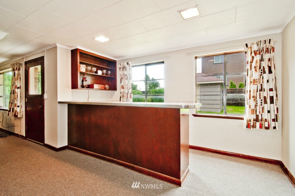 322 South 15th Street Renton, WA 98055 - Photo 17 of 23