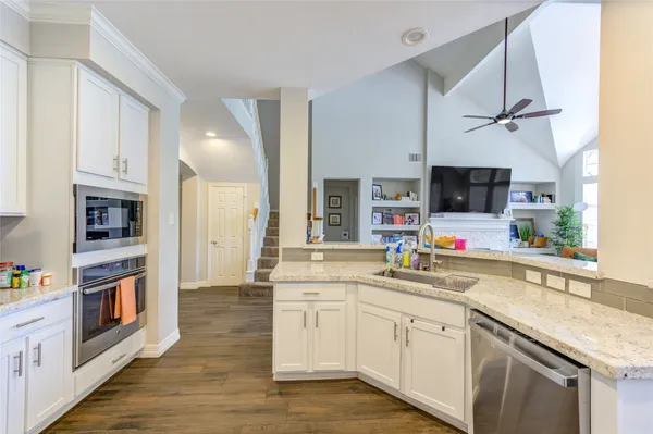 $4,700 | 5318 Pebble Way Lane, Houston, TX 77041