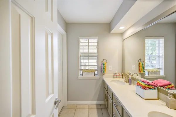 $4,700 | 5318 Pebble Way Lane, Houston, TX 77041